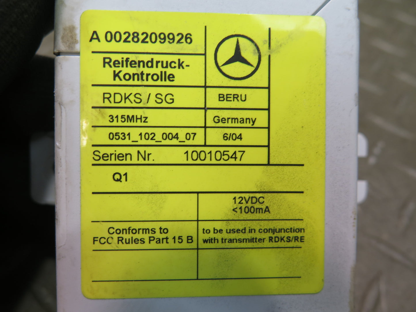03-05 Mercedes R230 Sl-class Tire Pressure Monitoring System TPMS Receiver OEM