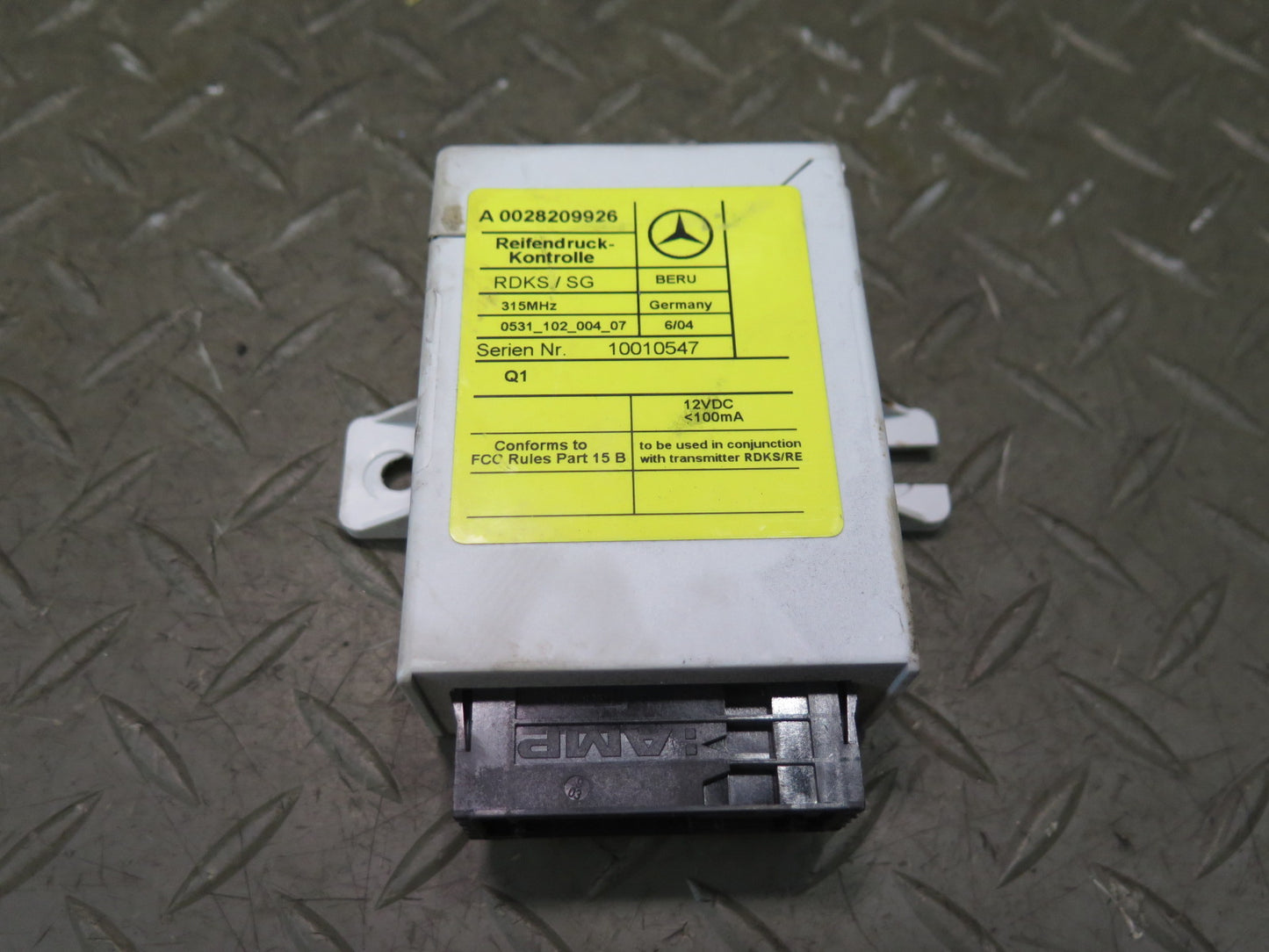 03-05 Mercedes R230 Sl-class Tire Pressure Monitoring System TPMS Receiver OEM
