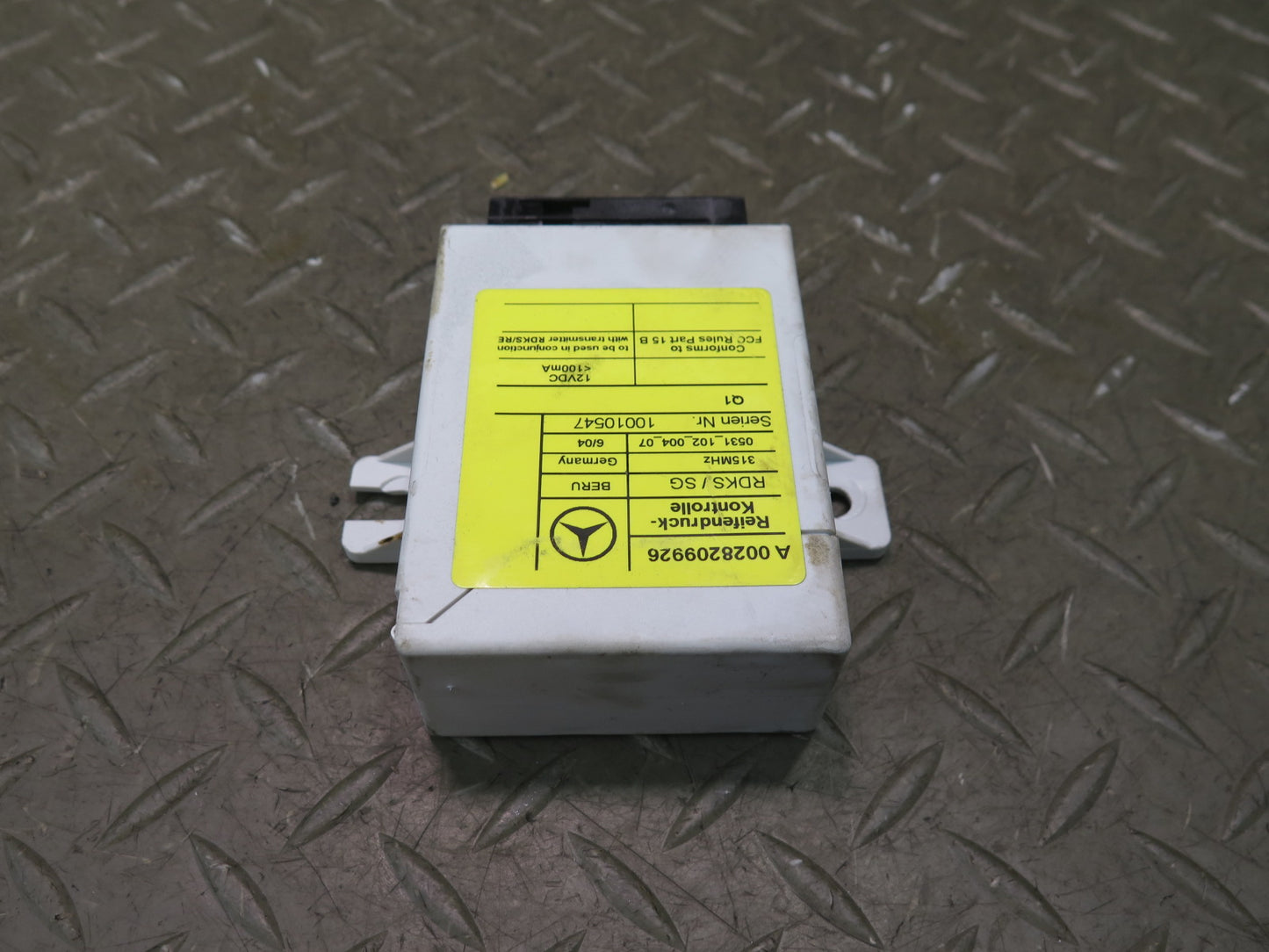 03-05 Mercedes R230 Sl-class Tire Pressure Monitoring System TPMS Receiver OEM
