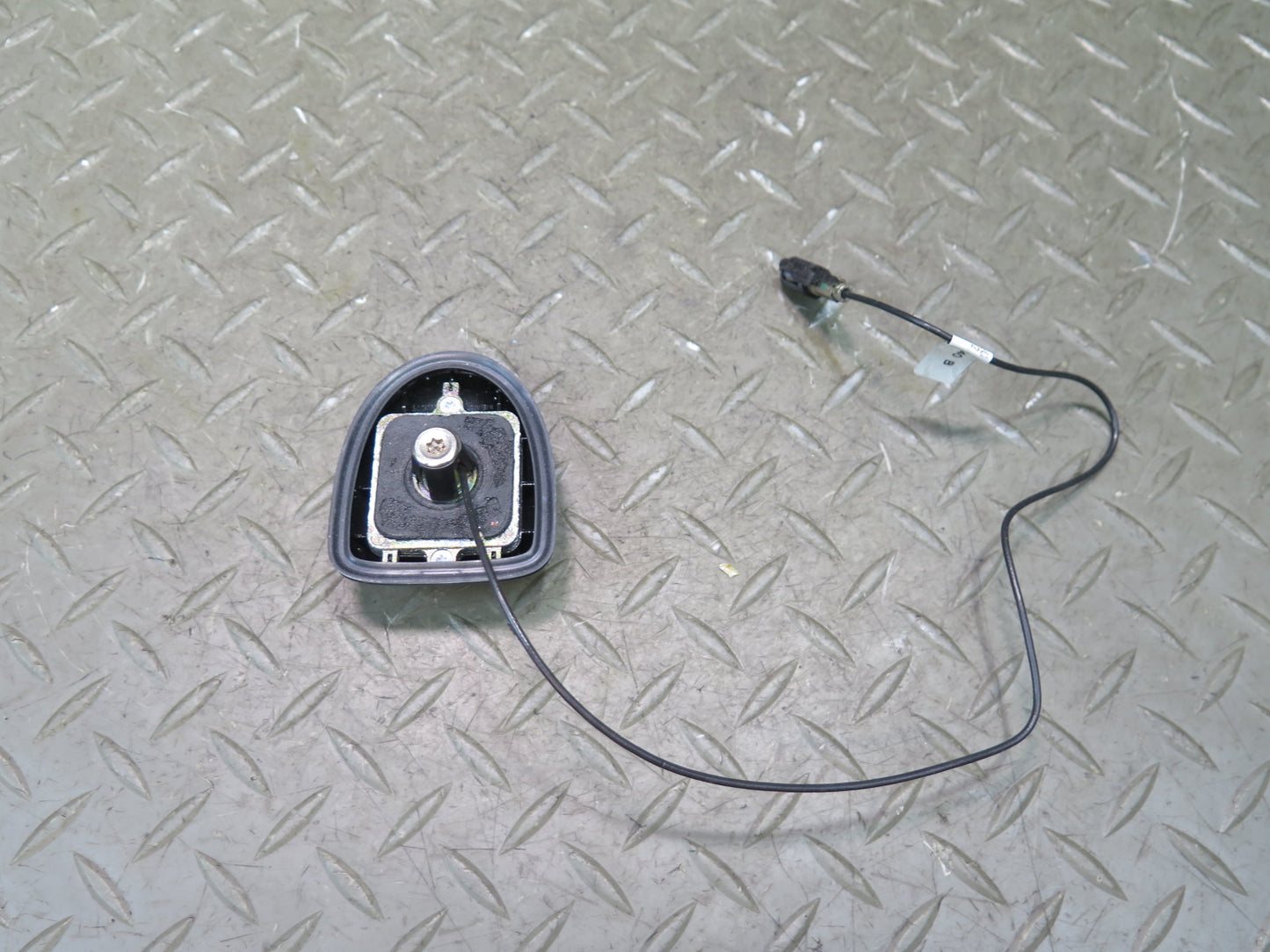 03-12 Mercedes R230 Sl-class Trunk GPS Navigation Antenna Black OEM