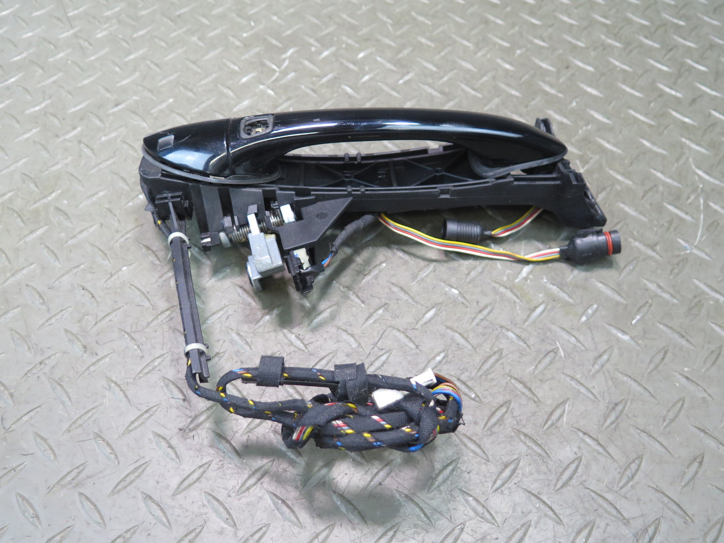 03-06 Mercedes R230 Sl-class Front Right Door Exterior Handle Keyless GO OEM