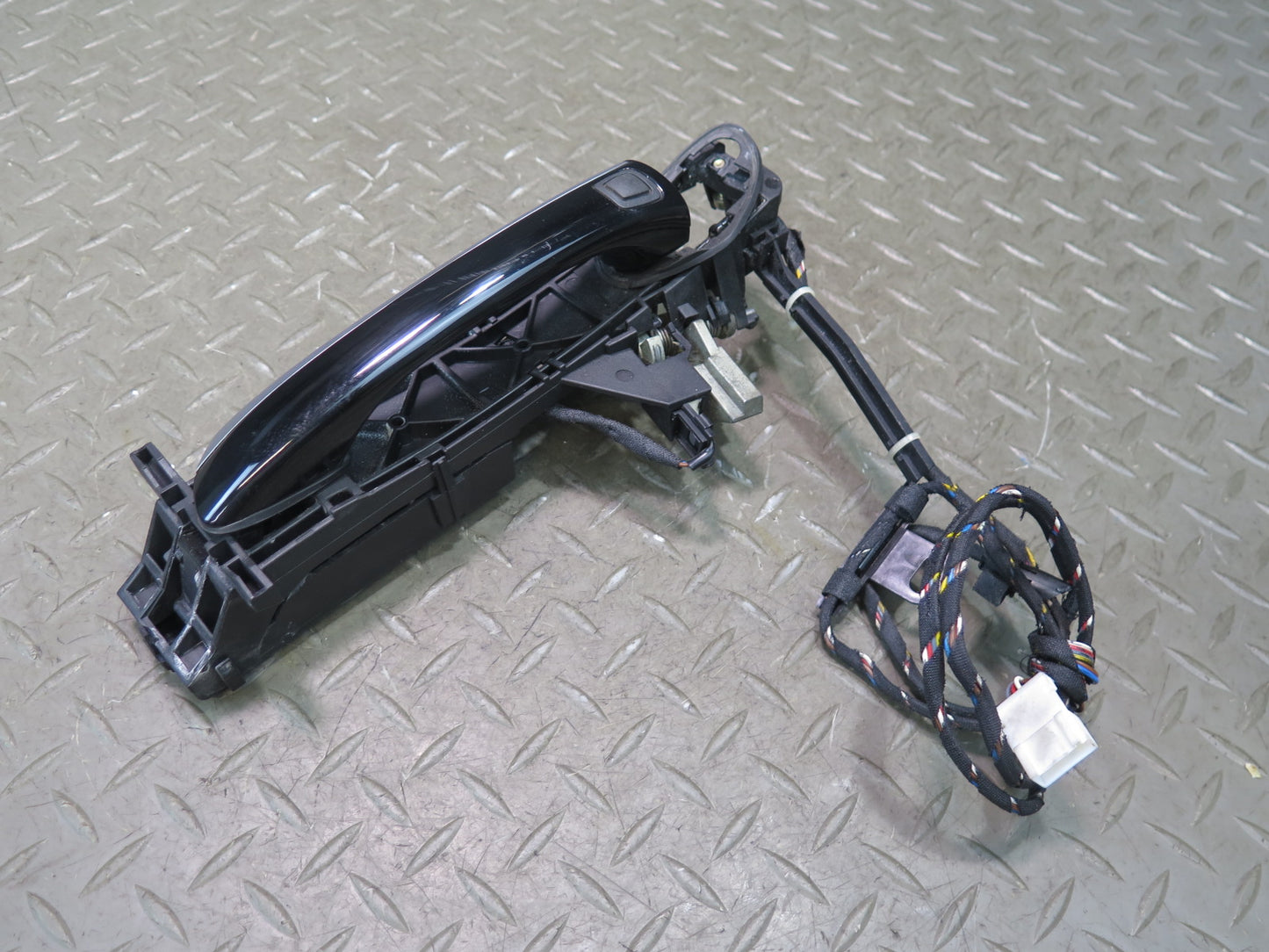 03-06 Mercedes R230 Sl-class Front Left Door Exterior Handle Keyless GO OEM