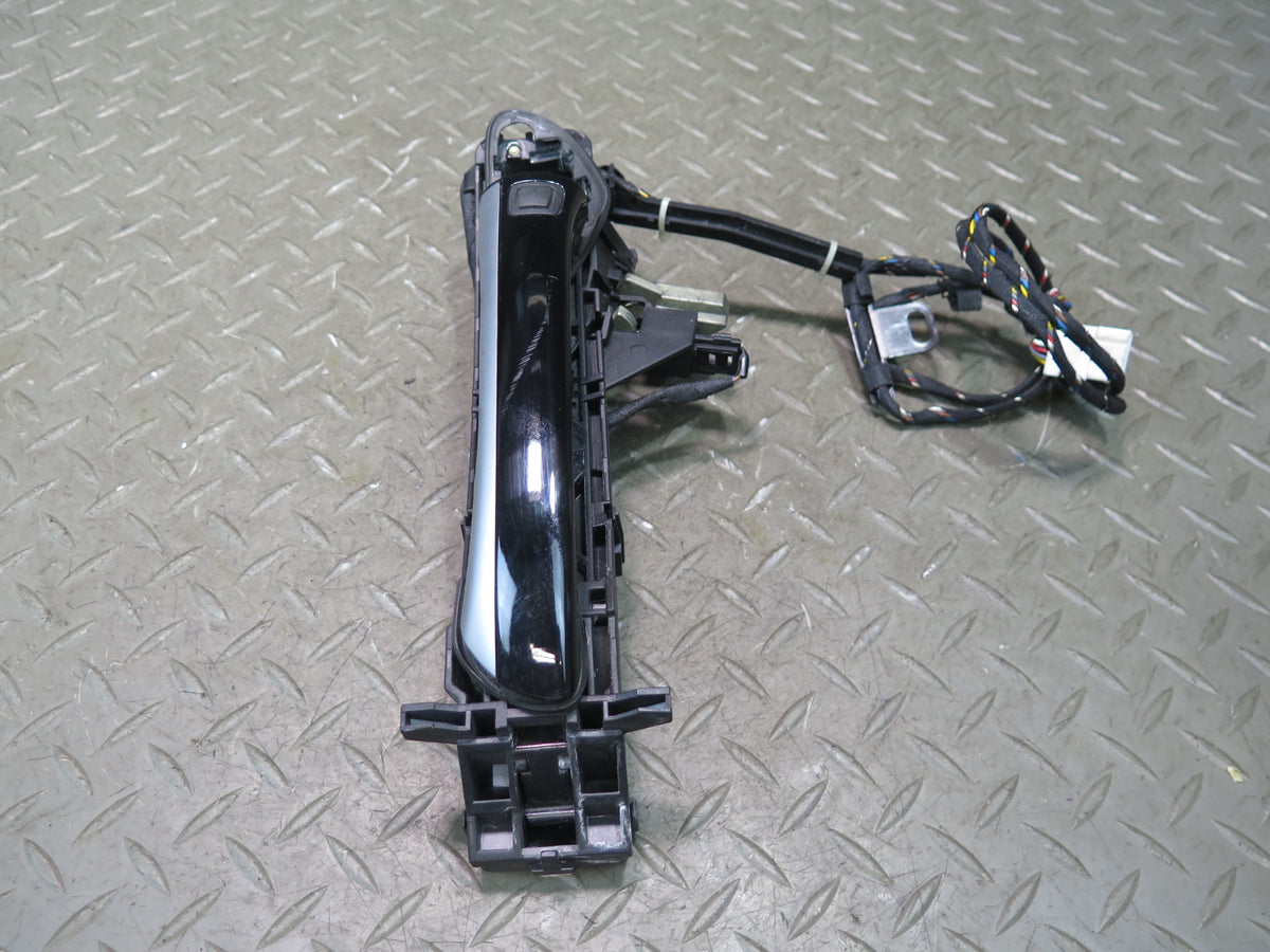 03-06 Mercedes R230 Sl-class Front Left Door Exterior Handle Keyless GO OEM