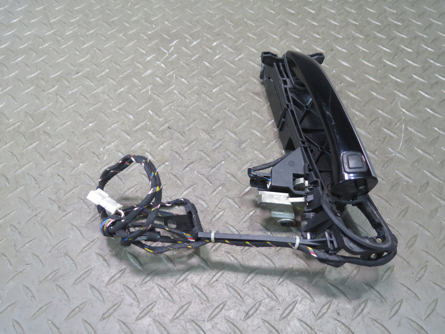 03-06 Mercedes R230 Sl-class Front Left Door Exterior Handle Keyless GO OEM