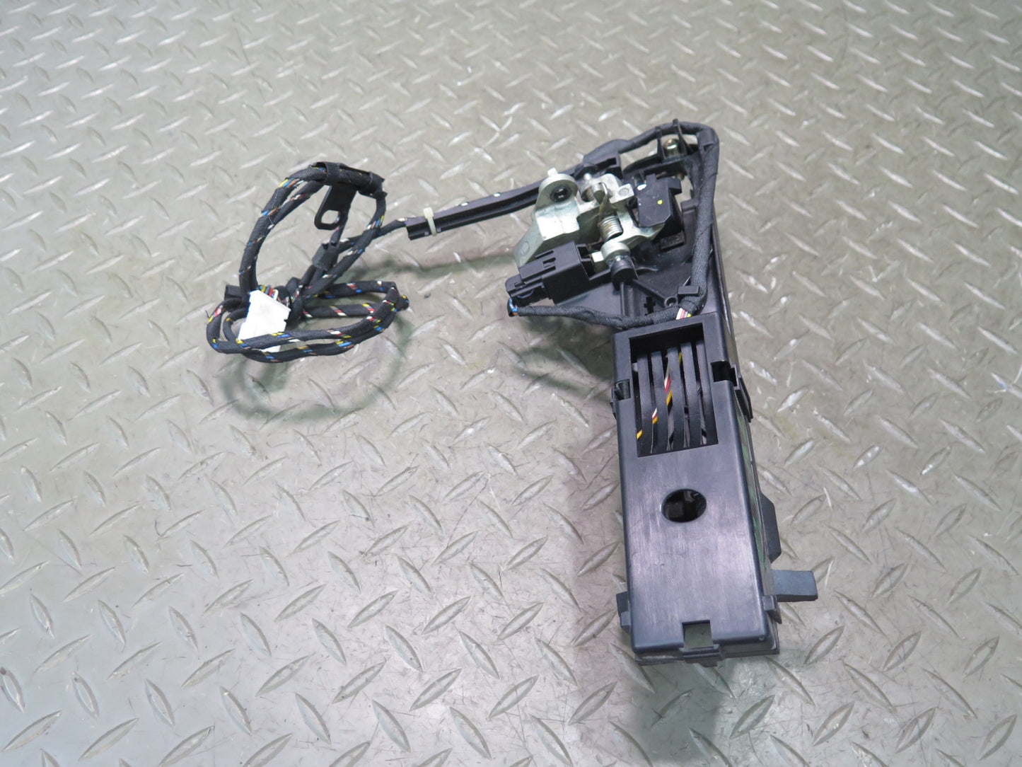 03-06 Mercedes R230 Sl-class Front Left Door Exterior Handle Keyless GO OEM