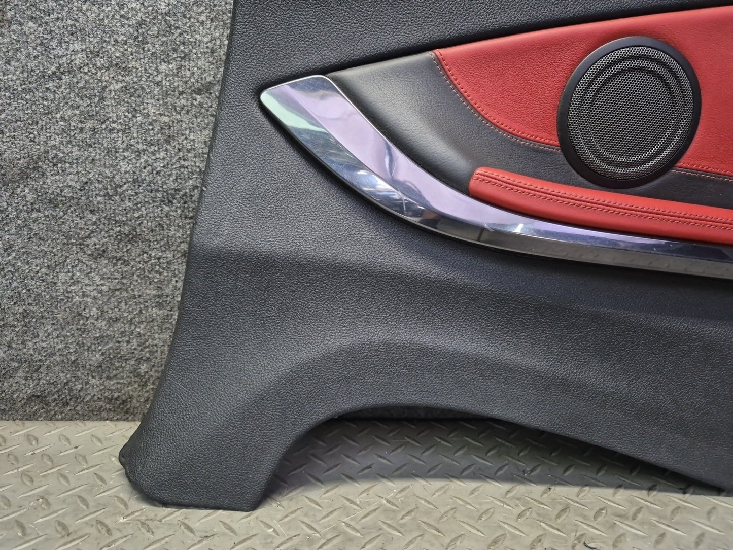 2015-2020 BMW F83 M4 Convertible Rear Right Side Quarter Door Lateral Panel Trim