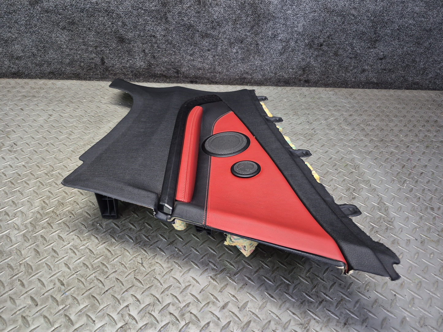 2015-2020 BMW F83 M4 Convertible Rear Right Side Quarter Door Lateral Panel Trim