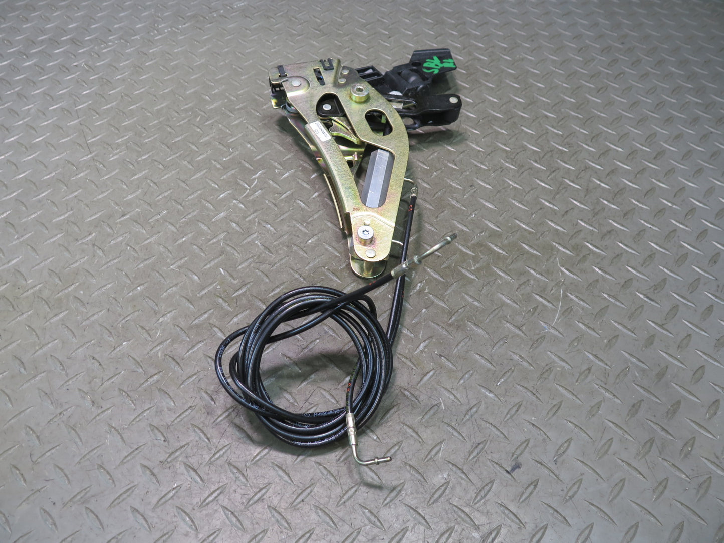 03-12 Mercedes R230 Sl-class Rear Left Trunk Lock Frame Cylinder OEM