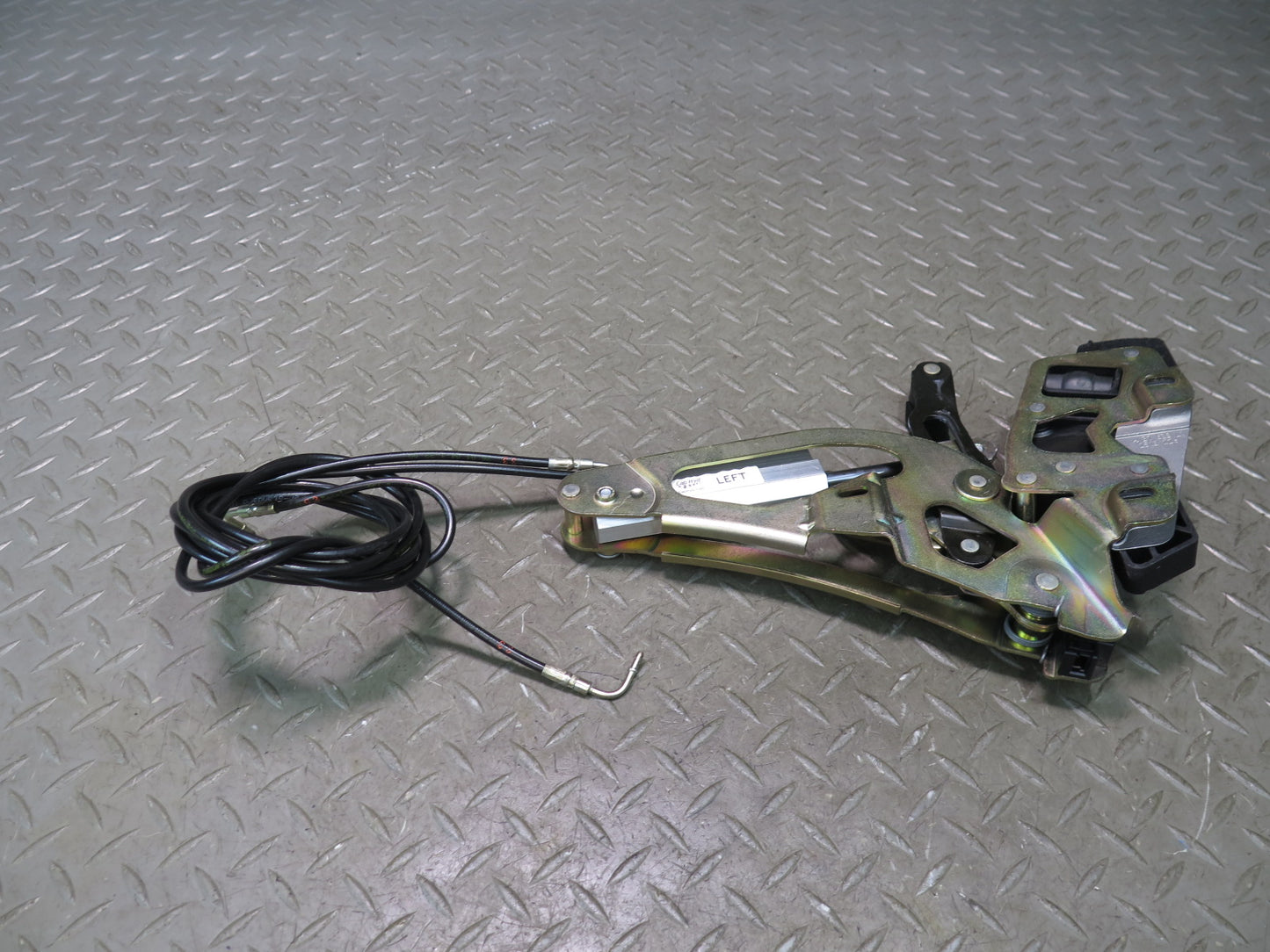 03-12 Mercedes R230 Sl-class Rear Left Trunk Lock Frame Cylinder OEM