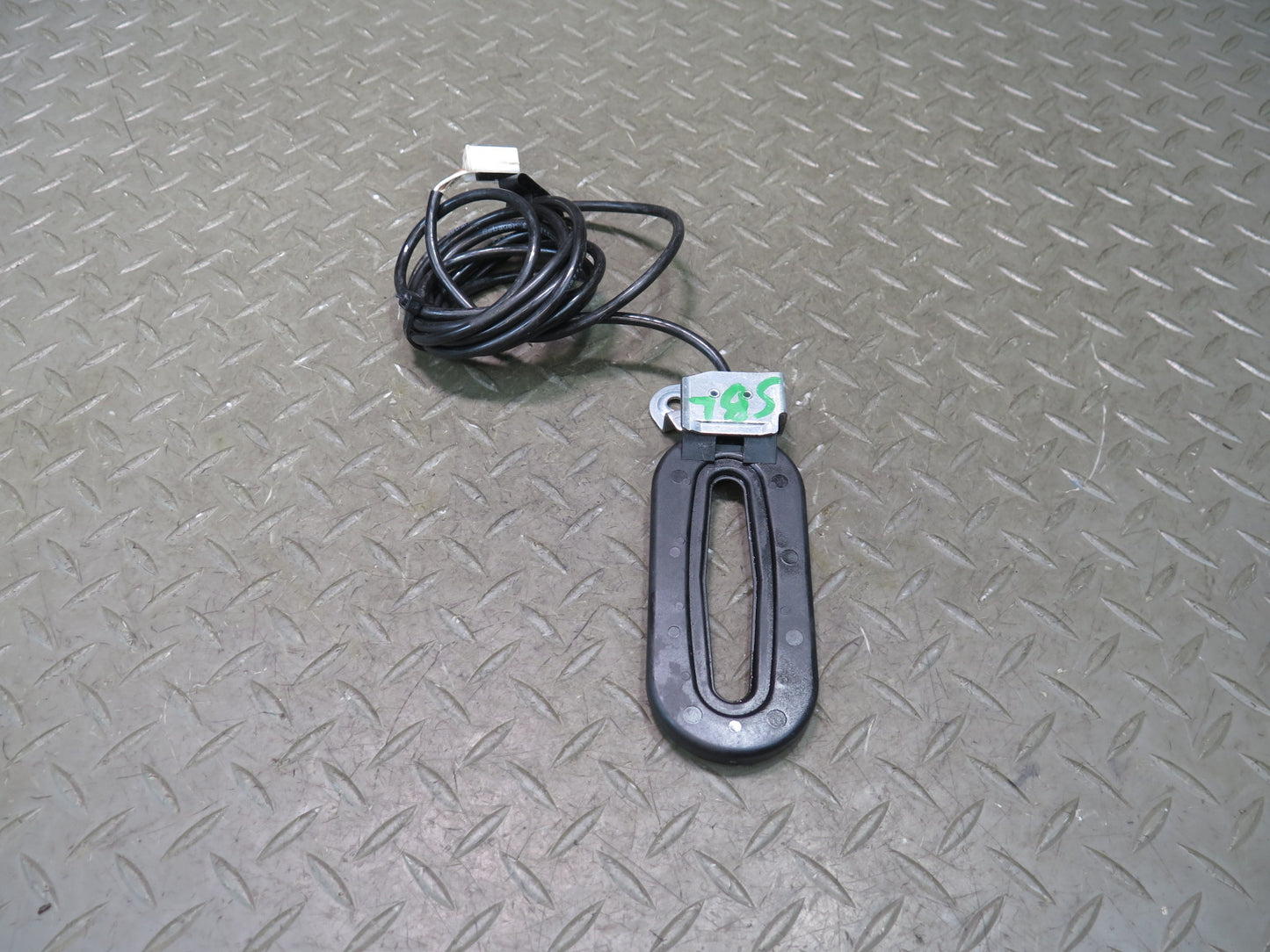 03-06 Mercedes R230 Sl-class Set of 2 Left Right Trunk Keyless GO Antenna OEM