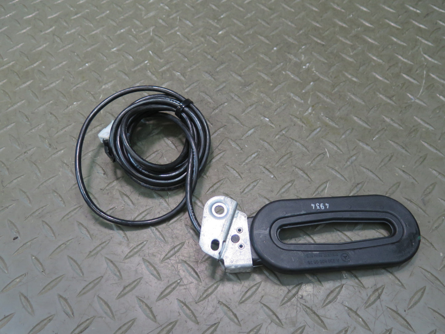 03-06 Mercedes R230 Sl-class Set of 2 Left Right Trunk Keyless GO Antenna OEM