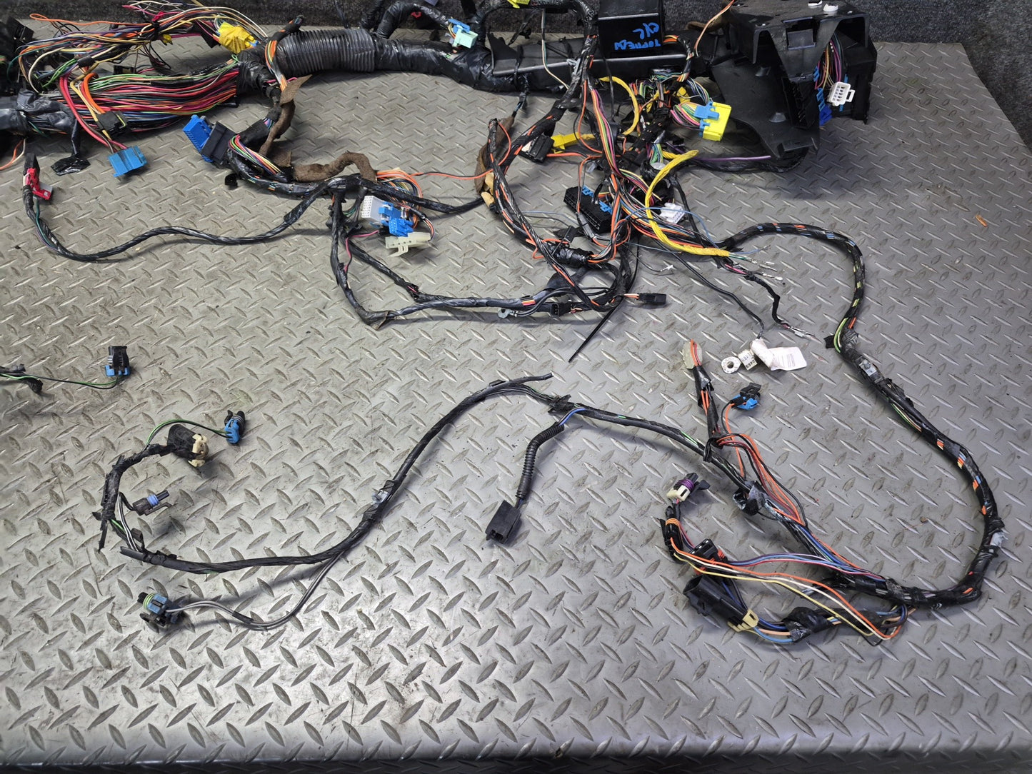 1996 Chevrolet Corvette C4 Coupe A/T Under Dash Interior Wire Wiring Harness OEM
