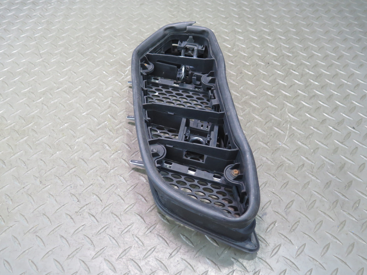 03-12 Mercedes R230 Sl-class Front Right Hood Vent Grille w Spray Jets OEM