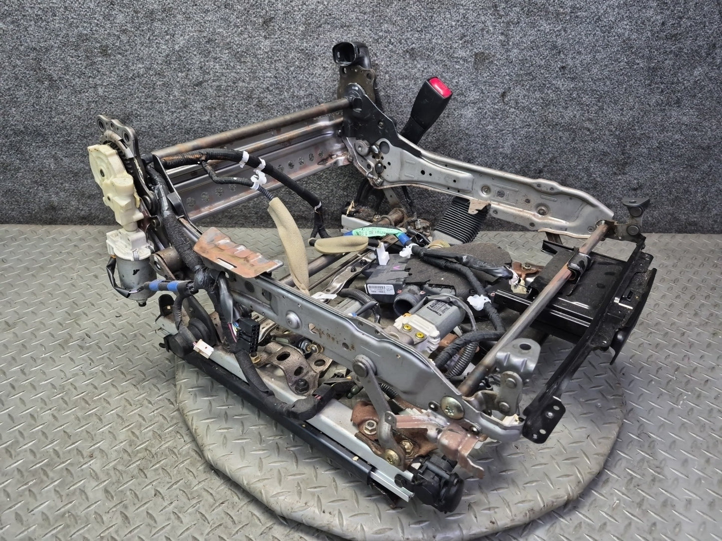 01-03 Lexus UCF30L LS430 Front Right Passenger Seat Track Rail Frame OEM