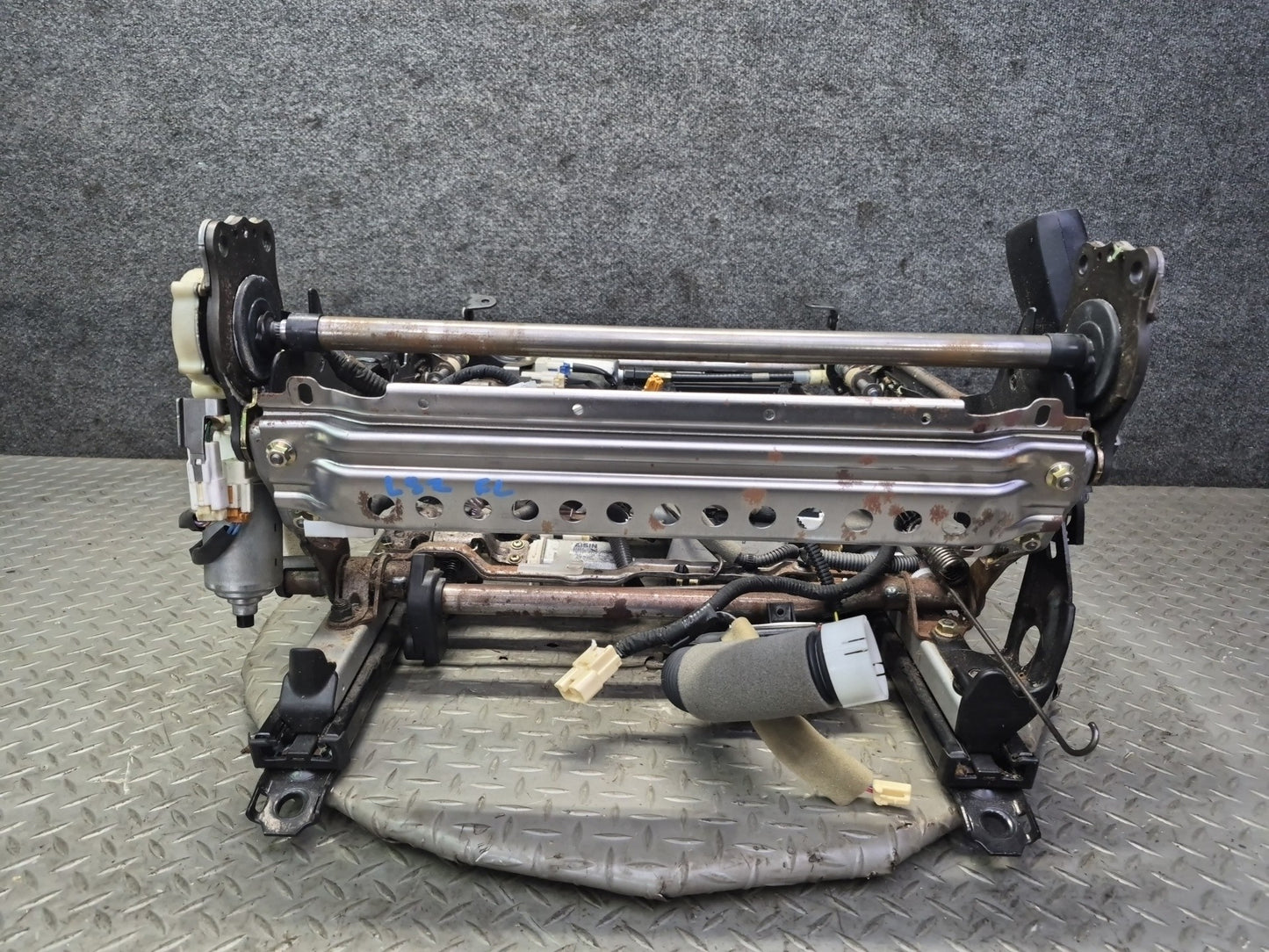 01-03 Lexus UCF30L LS430 Front Left Driver Seat Track Rail Frame OEM