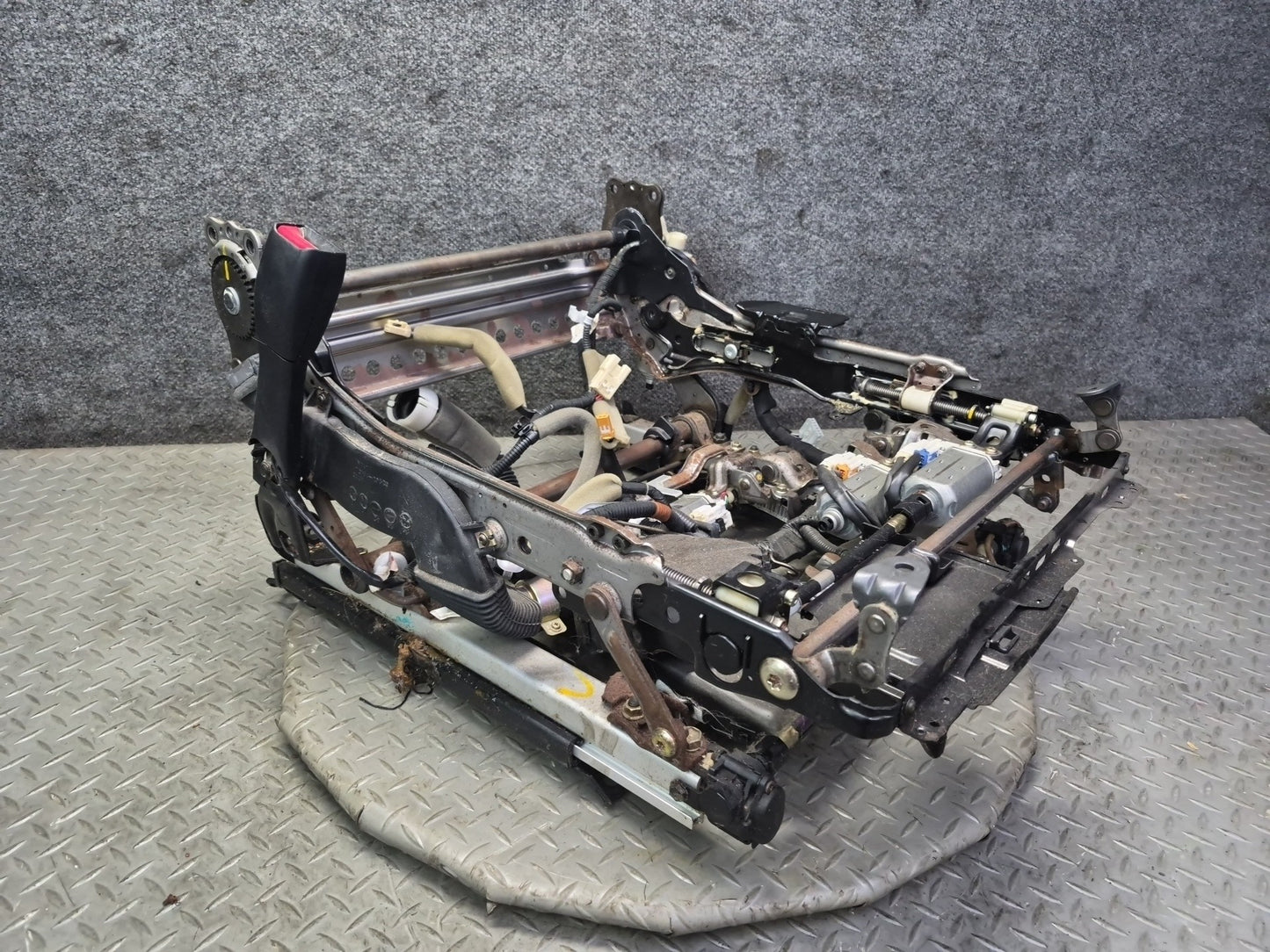 01-03 Lexus UCF30L LS430 Front Left Driver Seat Track Rail Frame OEM