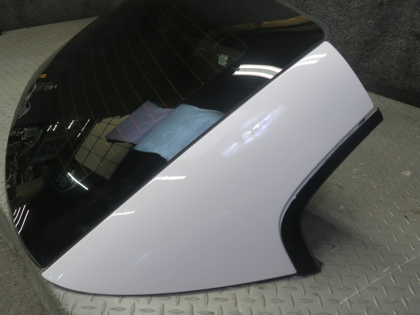 2015-2020 BMW F33 F83 M4 Convertible Hardtop Roof Folding Rear Window Glass