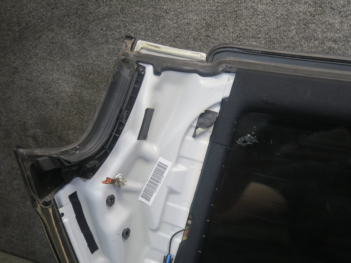 2015-2020 BMW F33 F83 M4 Convertible Hardtop Roof Folding Rear Window Glass