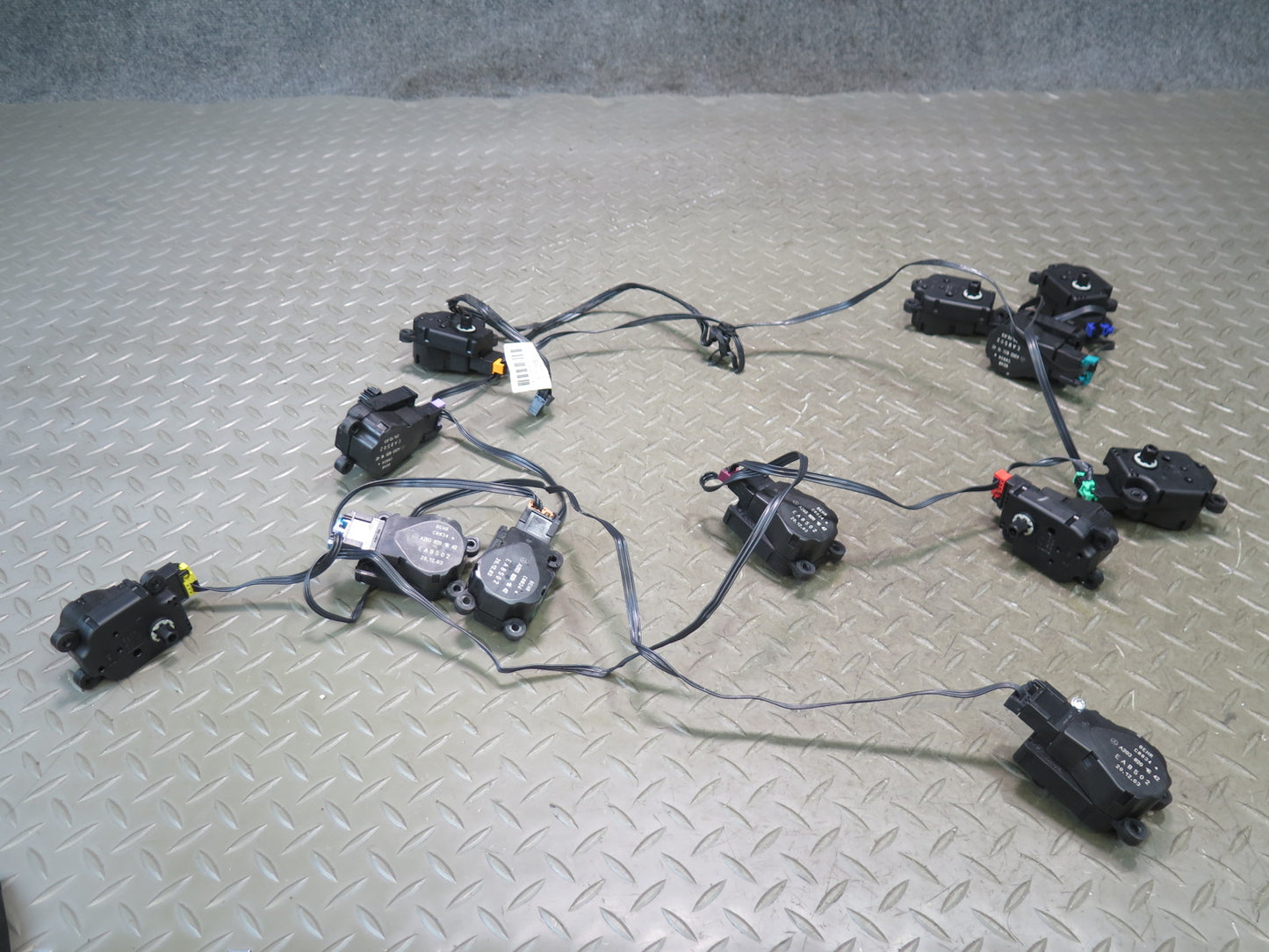 03-12 Mercedes R230 Sl-class A/C Heater Flap Door Actuator Motor Wiring Set OEM
