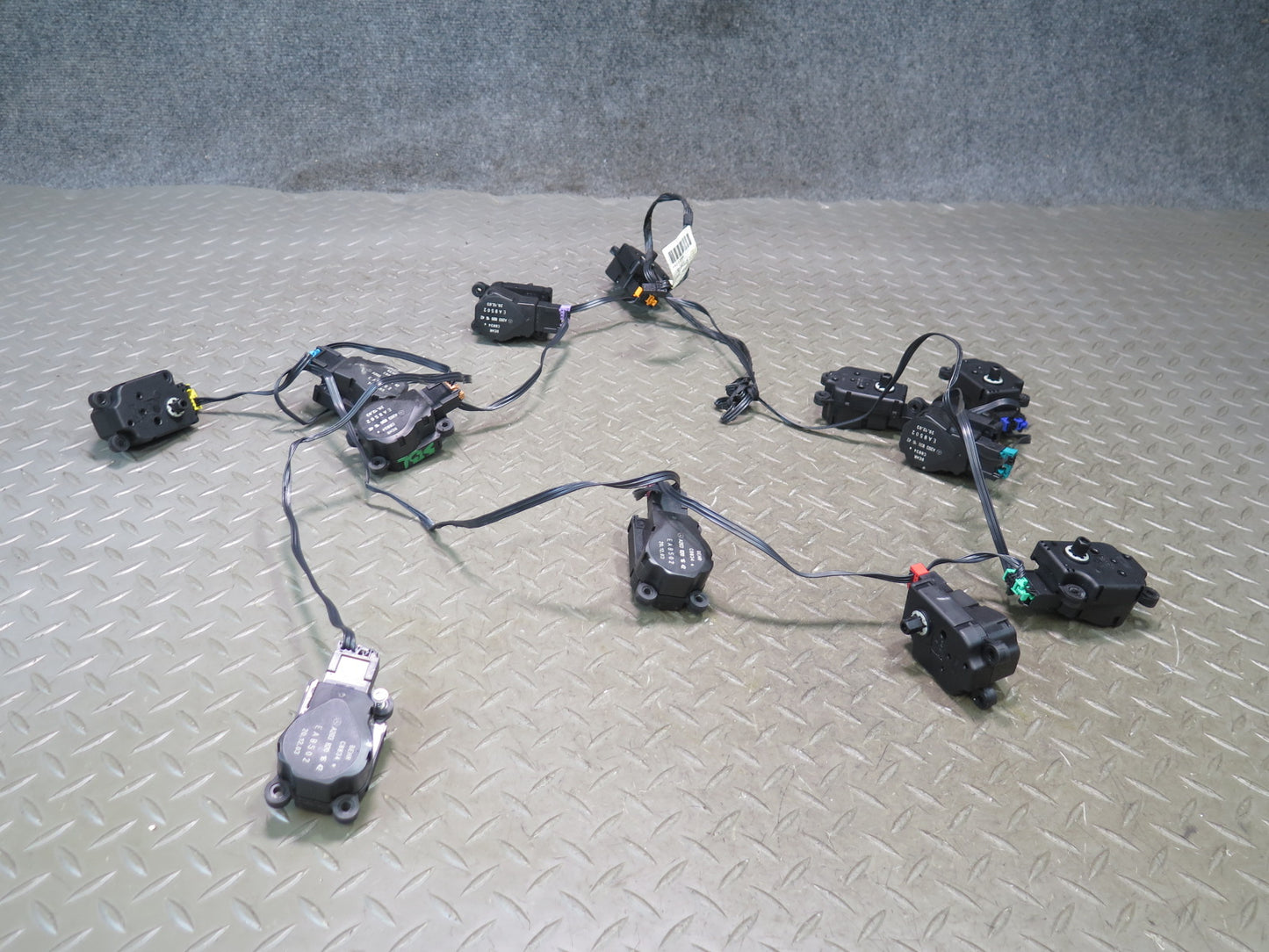 03-12 Mercedes R230 Sl-class A/C Heater Flap Door Actuator Motor Wiring Set OEM