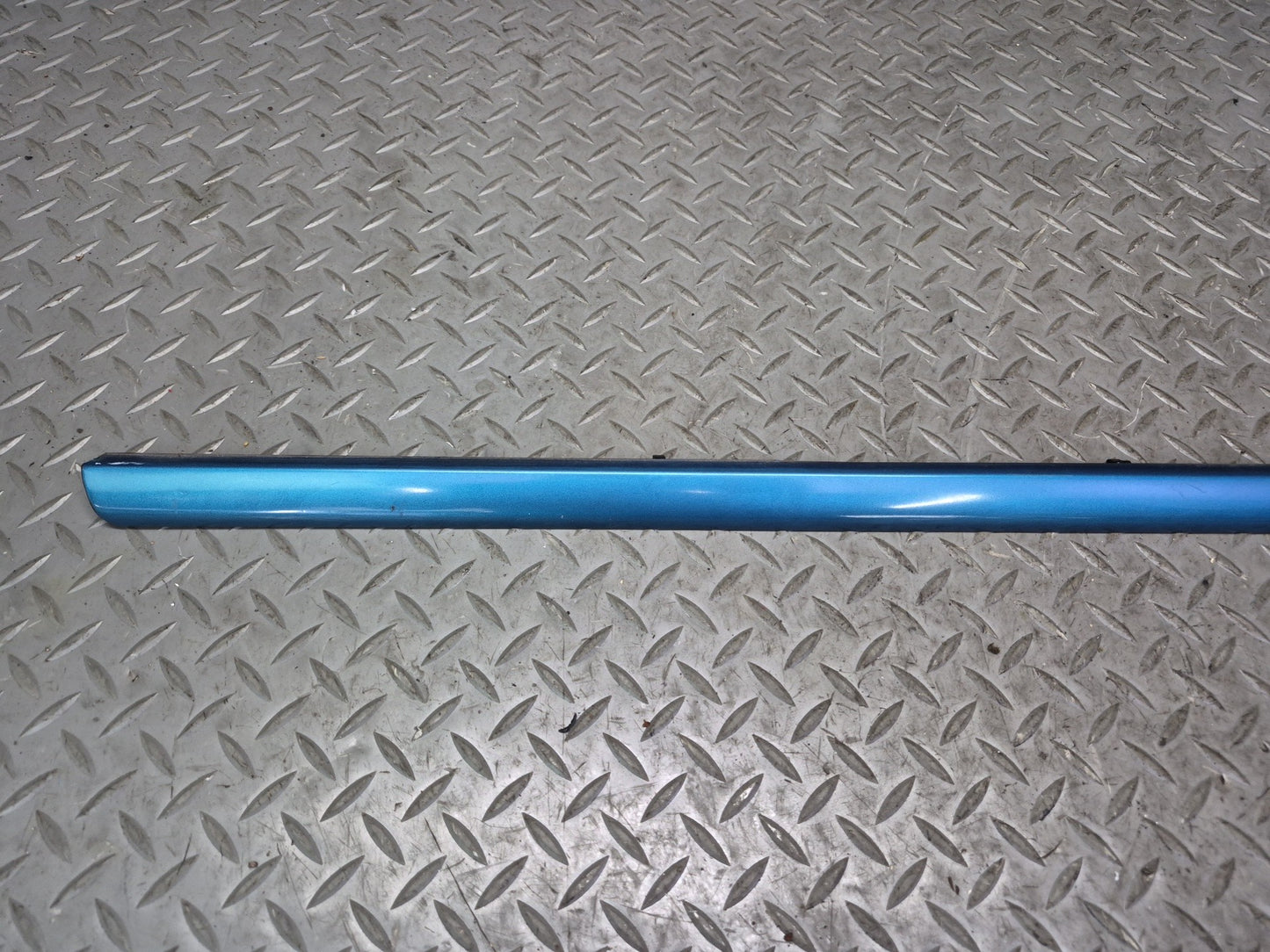 91-96 Chevrolet Corvette C4 Right Door Trim Molding Cover 10220914 OEM