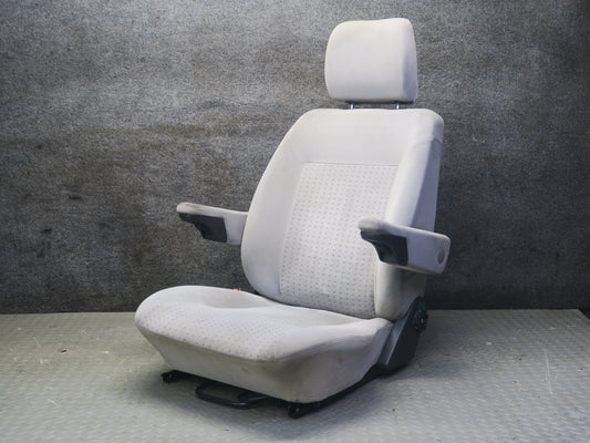 01-03 VW Eurovan T4 Set of 2 Front Left & Right Cloth Seat w Armrest Gray OEM