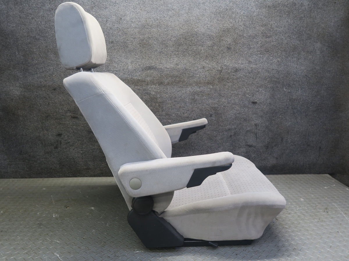 01-03 VW Eurovan T4 Set of 2 Front Left & Right Cloth Seat w Armrest Gray OEM