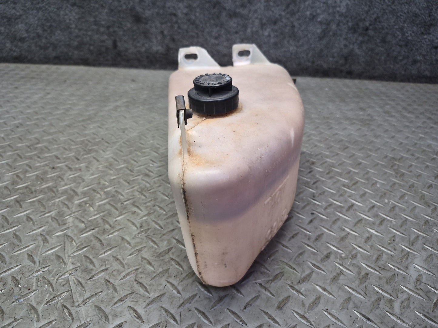 90-96 Chevrolet Corvette C4 Engine Expansion Overflow Reservoir Tank OEM