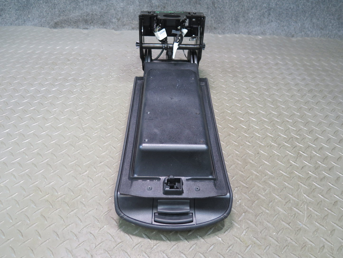 03-06 Mercedes SL55 AMG R230 Center Console Leather Armrest Lid Cover w Tray OEM