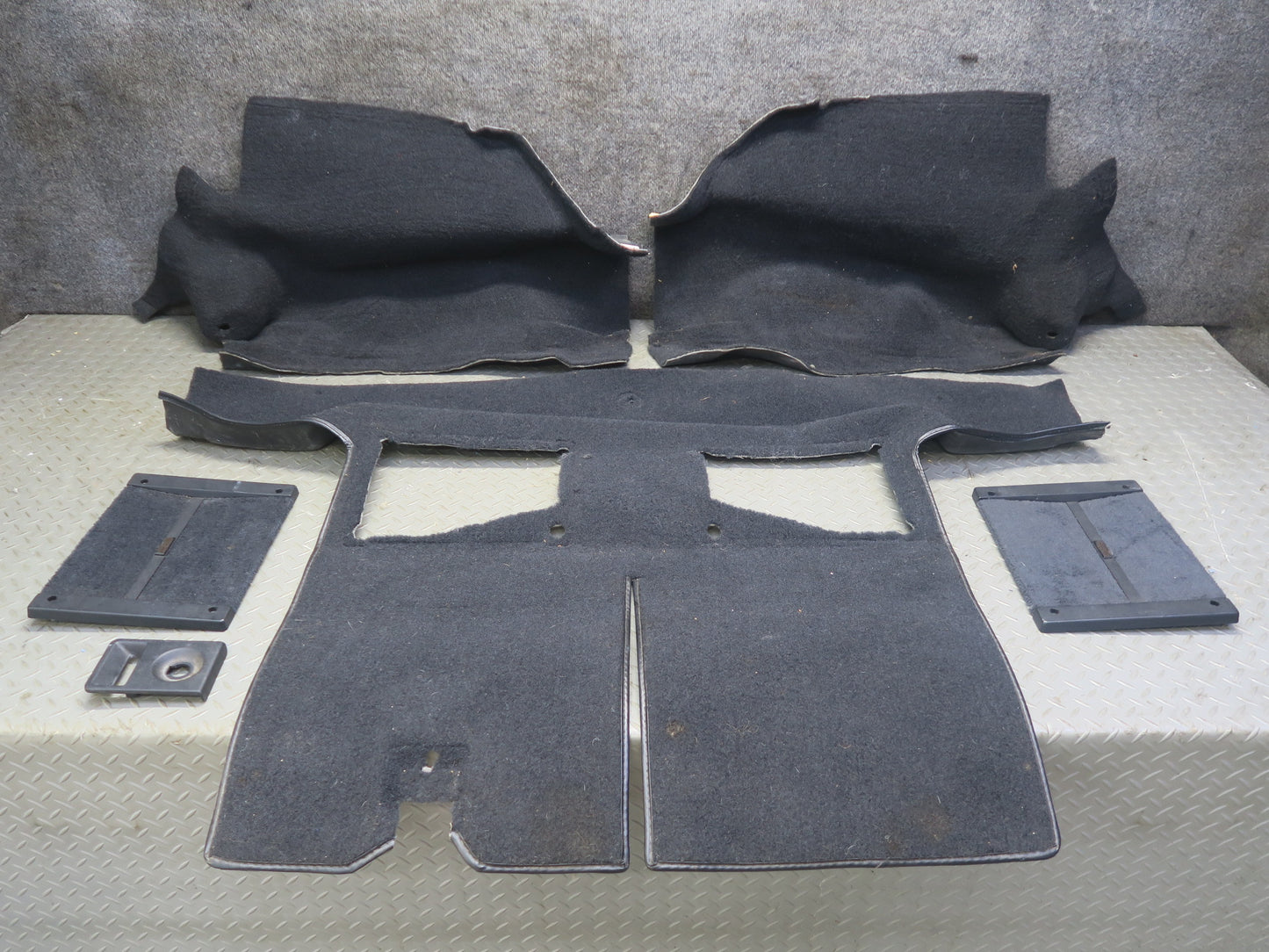 1992 Chevrolet Corvette C4 Convertible Rear Trunk Carpet Trim Cover Set OEM