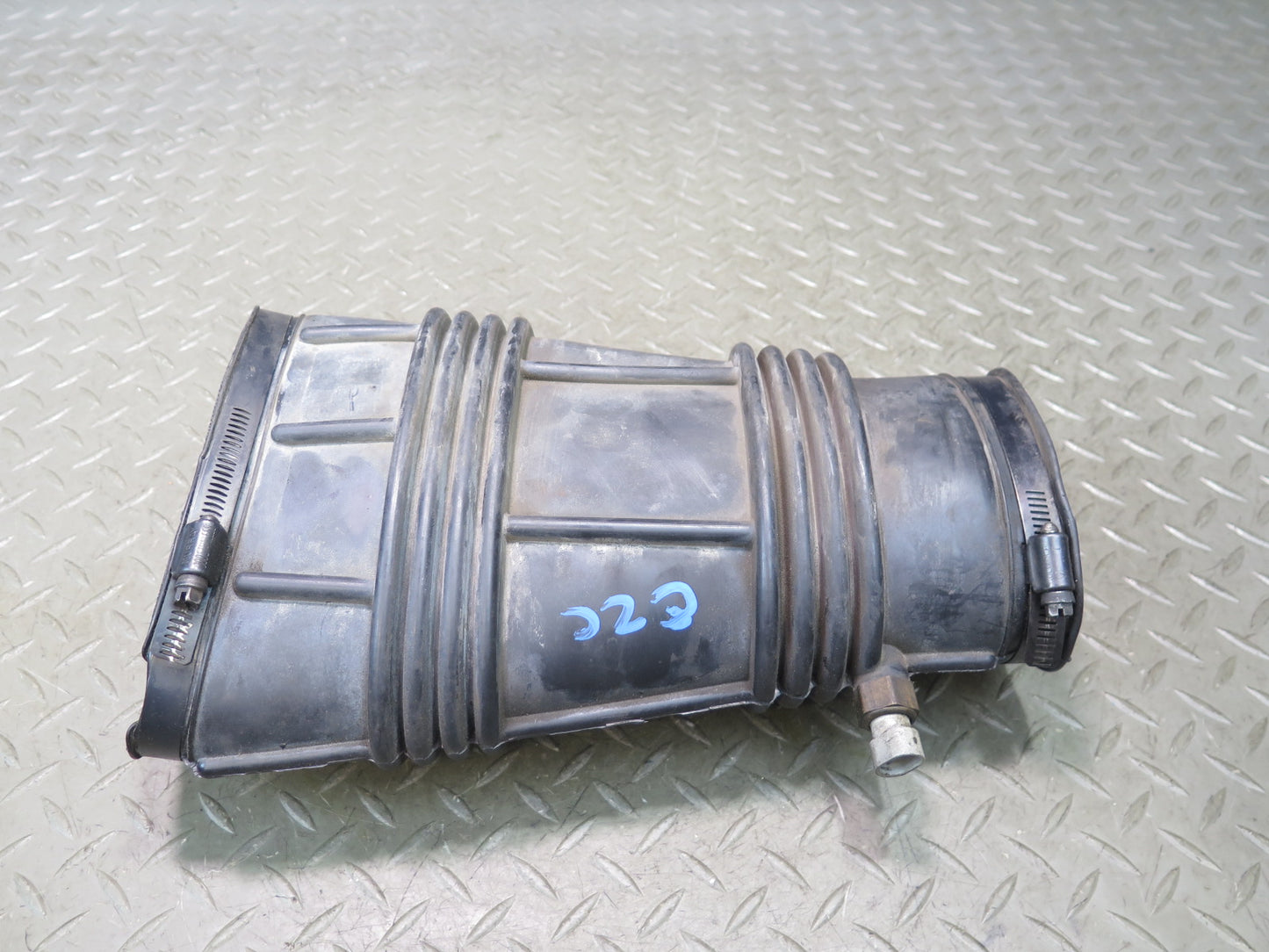 92-93 Chevrolet Corvette C4 Air Intake Tube Duct Pipe OEM