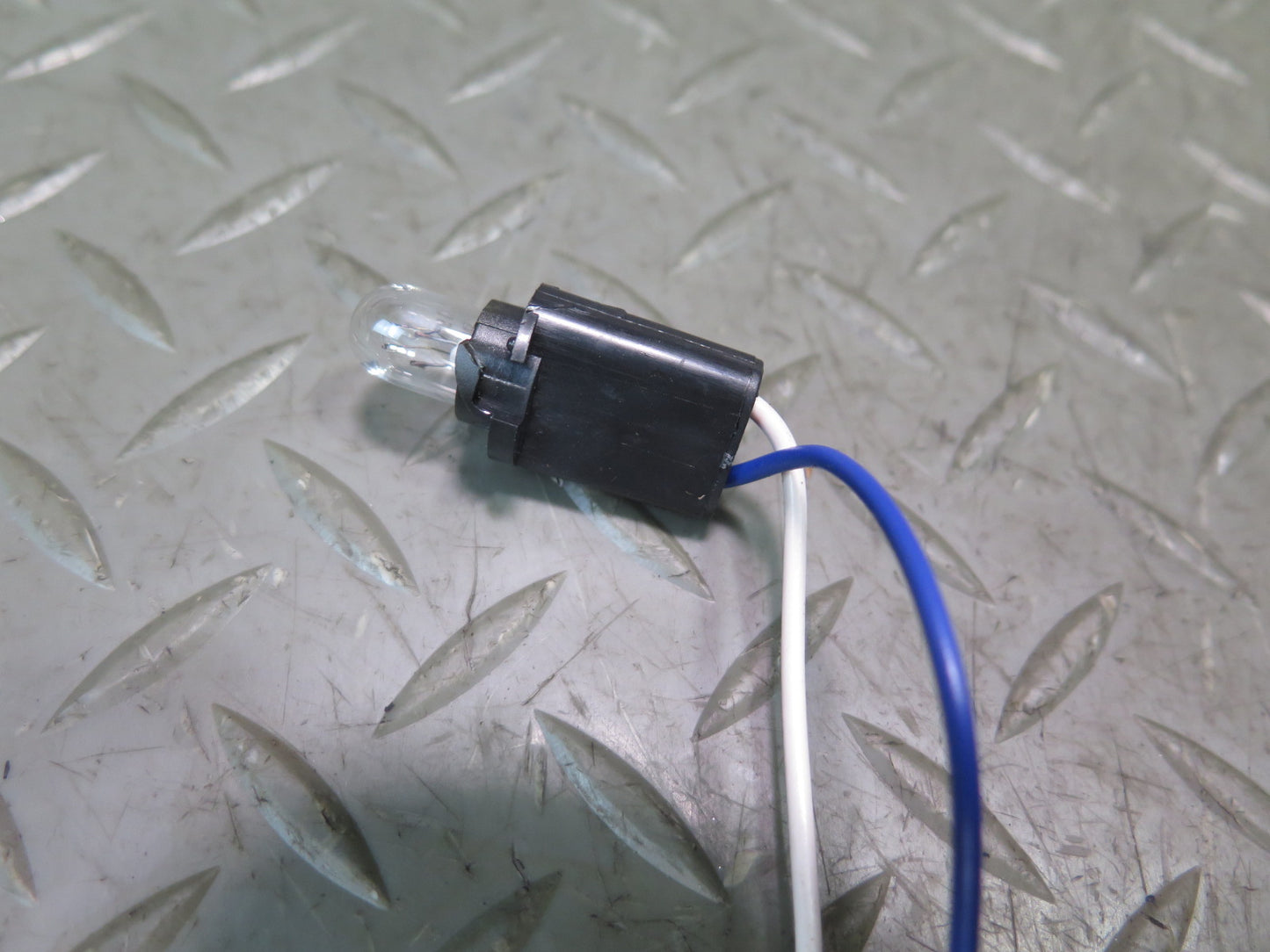 92-93 Chevrolet Corvette C4 Tire Pressure Monitor Sensor Module 10143554 OEM