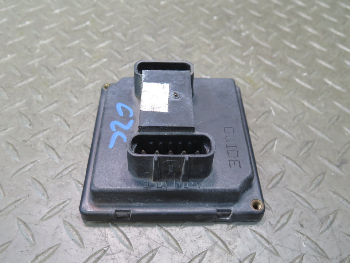 92-93 Chevrolet Corvette C4 Headlight Light Control Module 16510537 OEM