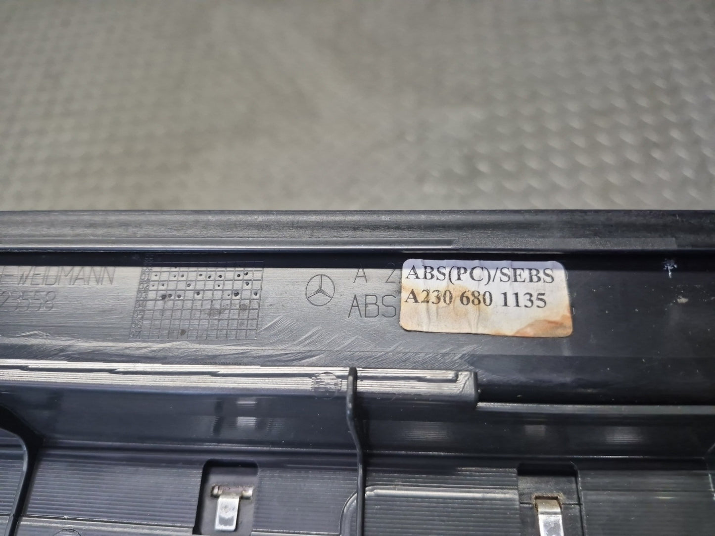 03-06 Mercedes R230 SL55 AMG Set of 2 Door Scuff Sill Plate Trim Cover OEM