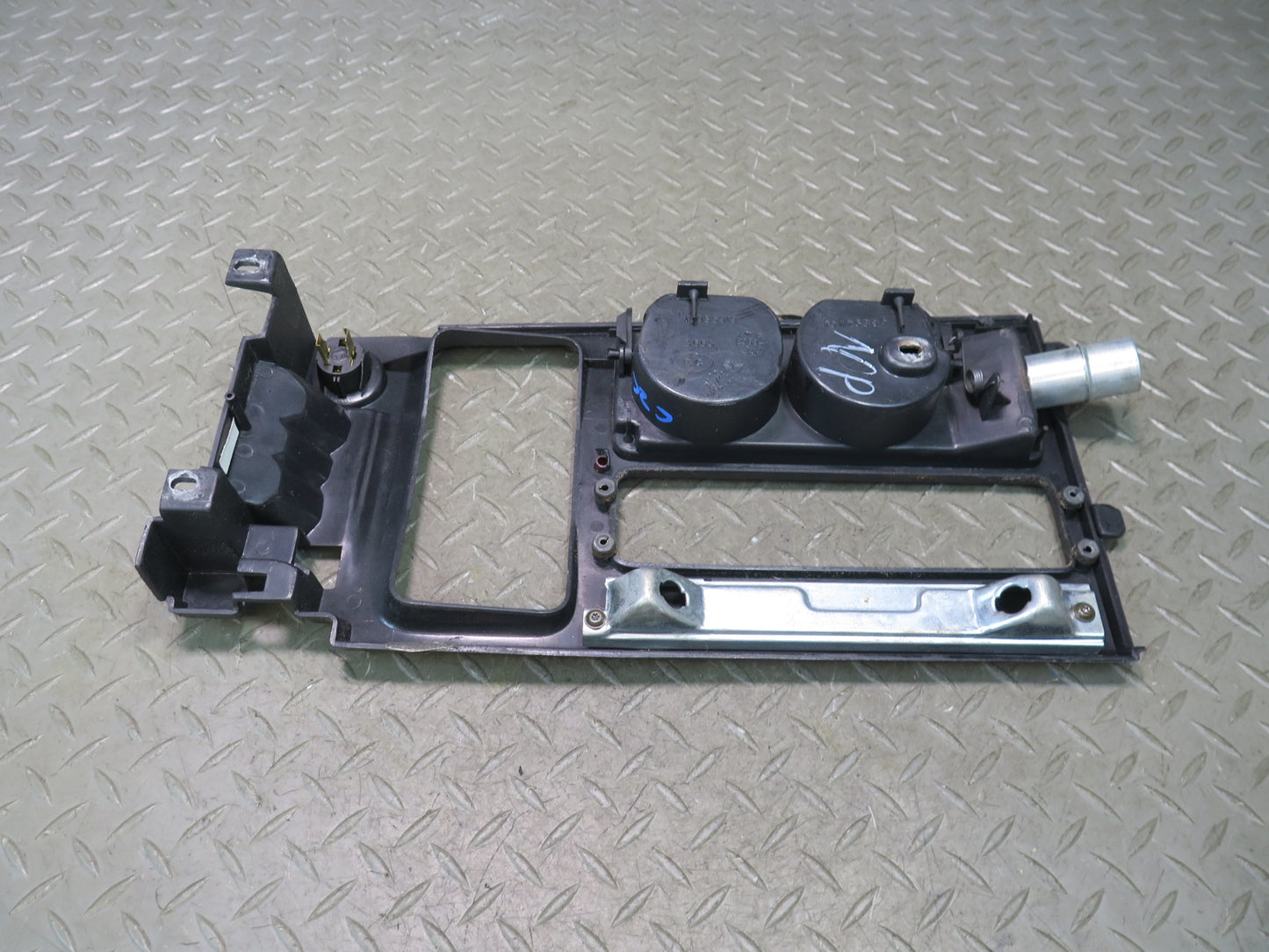 92-93 Chevrolet Corvette C4 A/T Center Console Shifter Trim w CUP Holder OEM