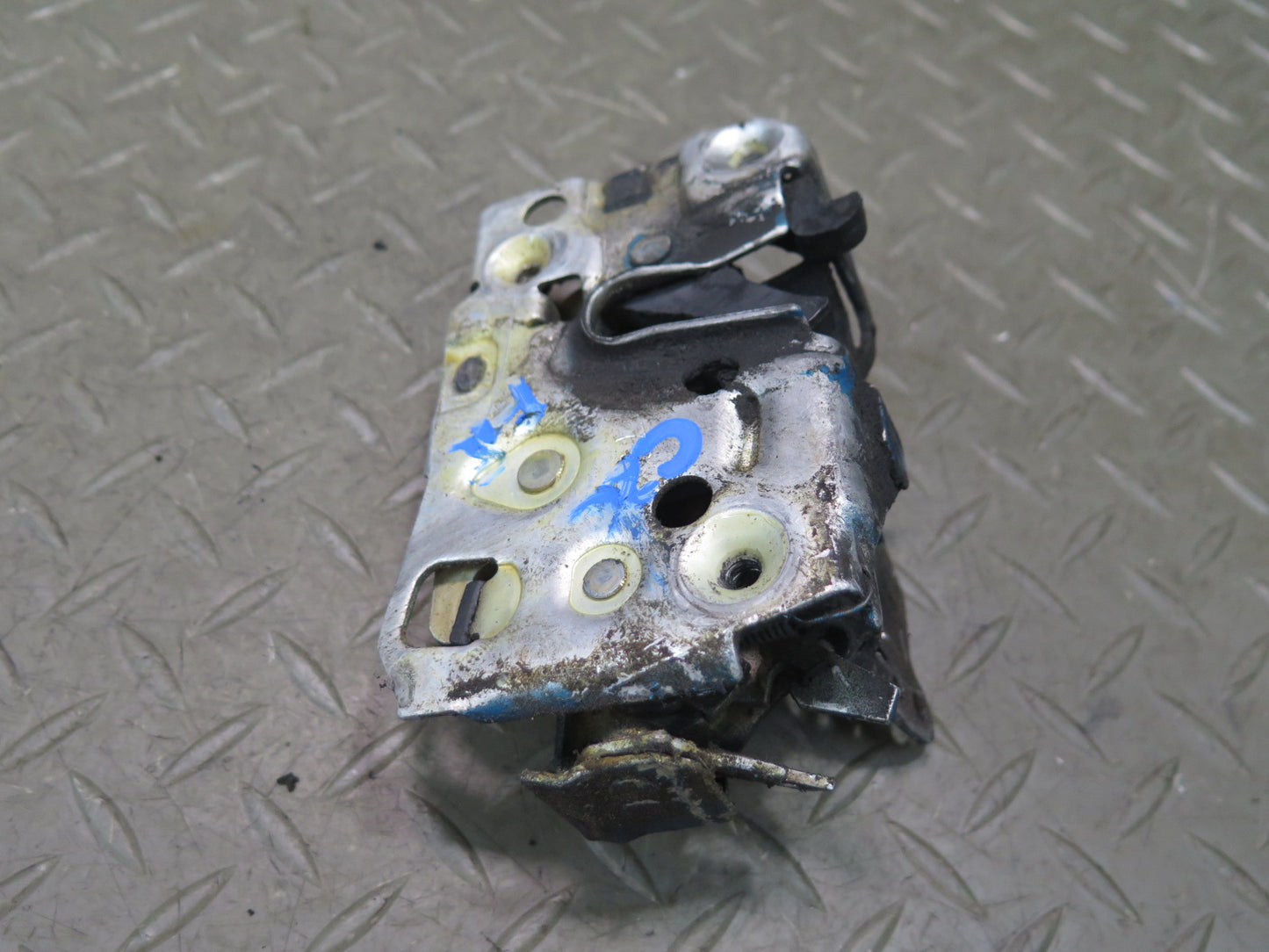 90-96 Chevrolet Corvette C4 Right Door Lock Latch Actuator OEM