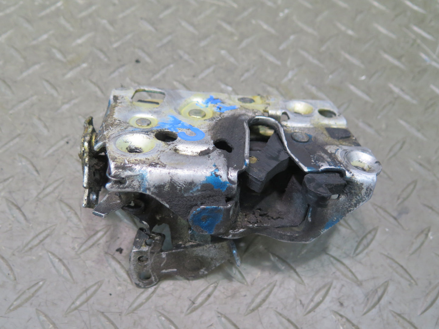 90-96 Chevrolet Corvette C4 Right Door Lock Latch Actuator OEM