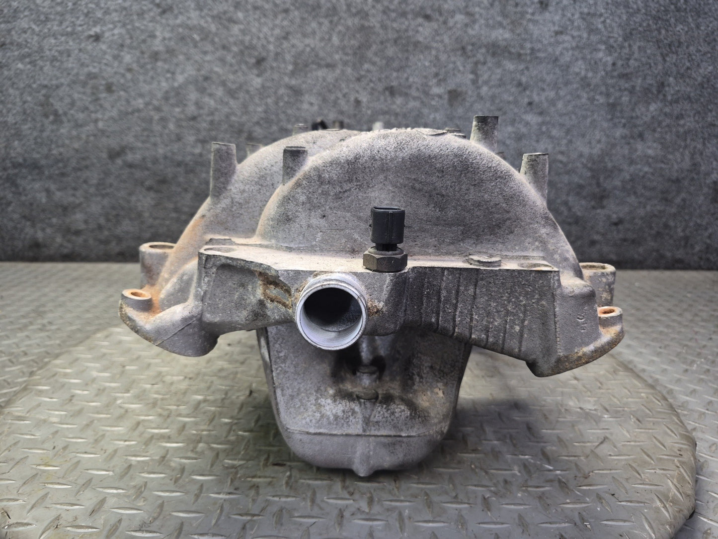 96-98 Mercedes R129 SL500 M119 Engine Upper Intake Manifold 1191413001 OEM