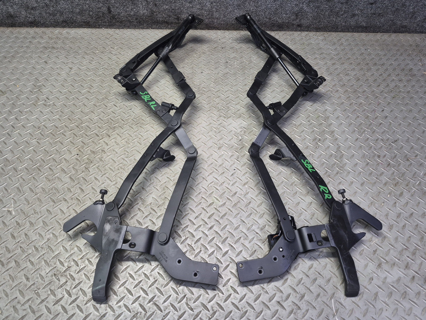 03-06 Mercedes R230 SL55 Set of 2 Rear Left & Right Trunk Lid Hinge OEM