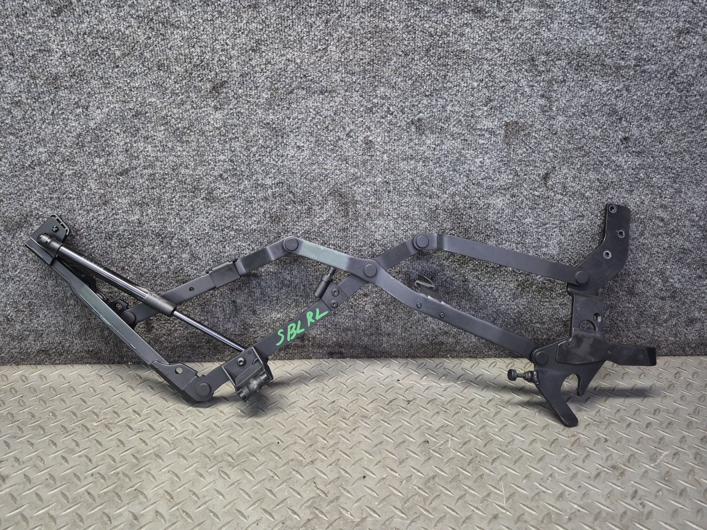 03-06 Mercedes R230 SL55 Set of 2 Rear Left & Right Trunk Lid Hinge OEM