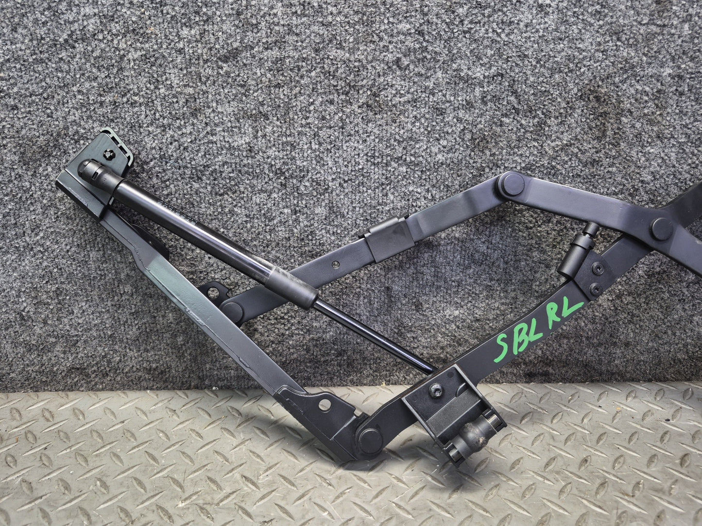 03-06 Mercedes R230 SL55 Set of 2 Rear Left & Right Trunk Lid Hinge OEM