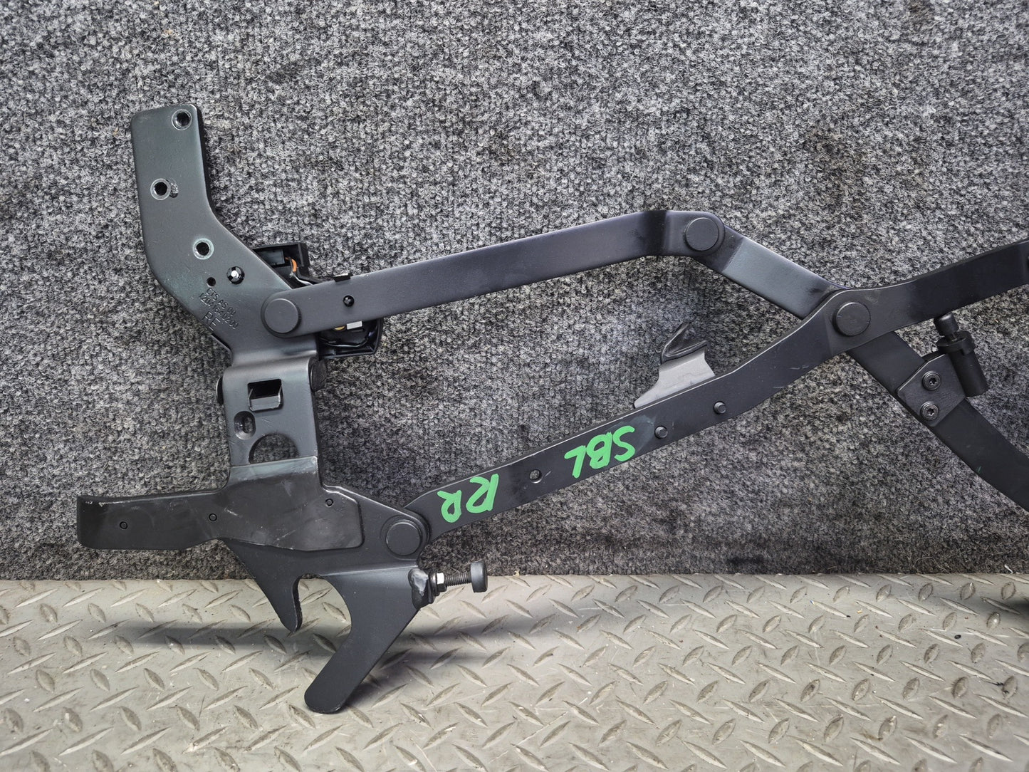 03-06 Mercedes R230 SL55 Set of 2 Rear Left & Right Trunk Lid Hinge OEM