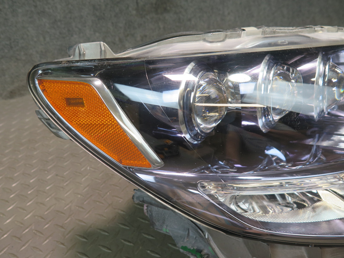 08-09 Lexus LS600h Front Right Triple Beam LED Headlight Lamp w Ballast Damaged