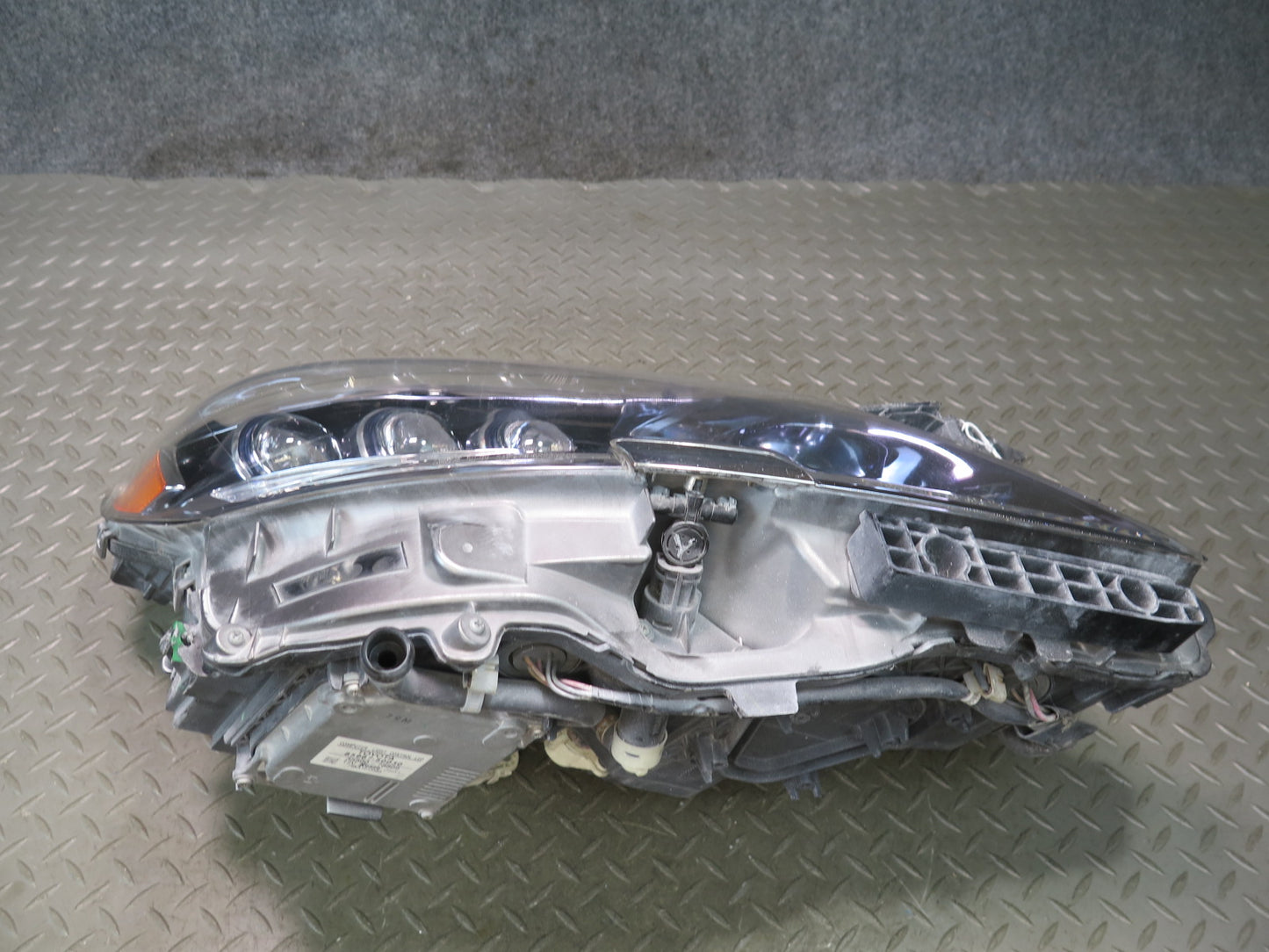 08-09 Lexus LS600h Front Right Triple Beam LED Headlight Lamp w Ballast Damaged