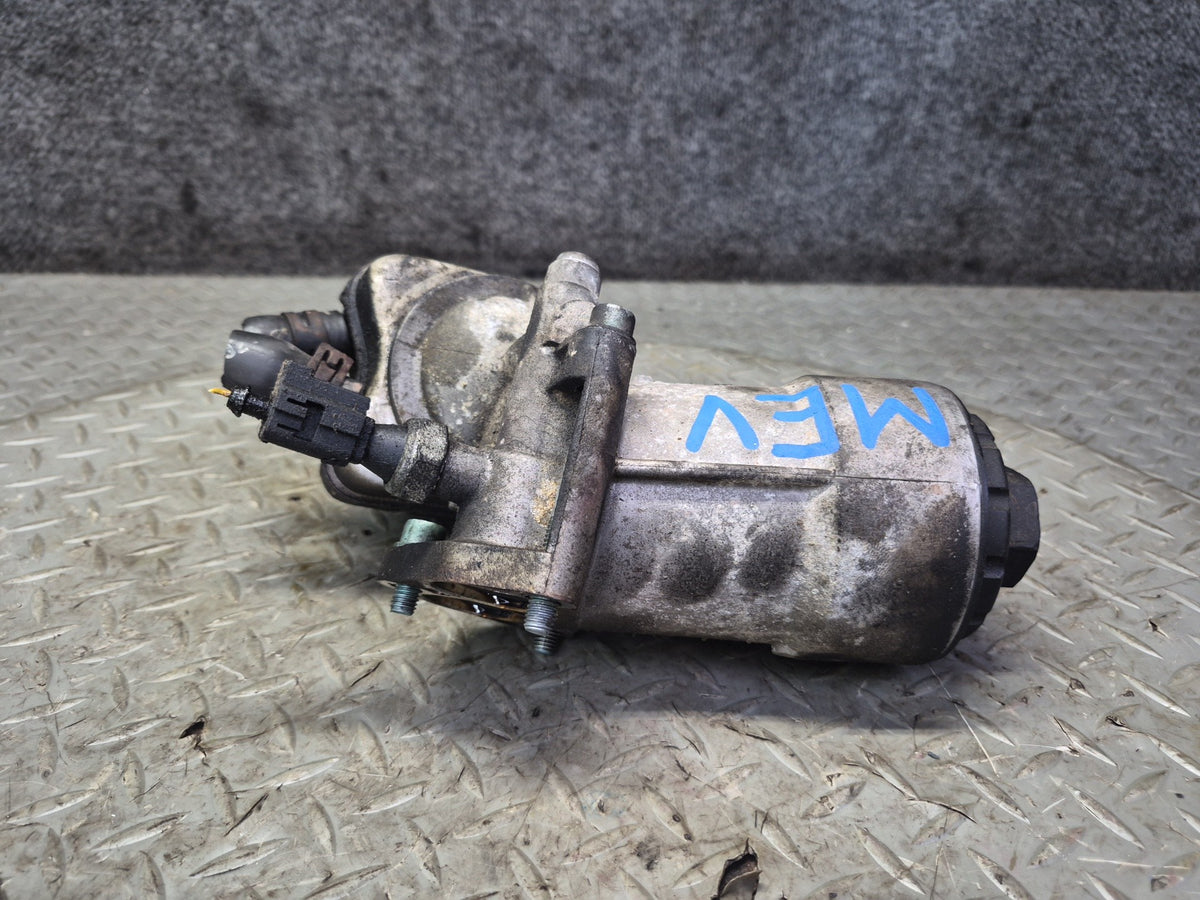 01-03 VW Eurovan T4 2.8L AXK Engine Motor Oil Filter Housing 066115403 OEM