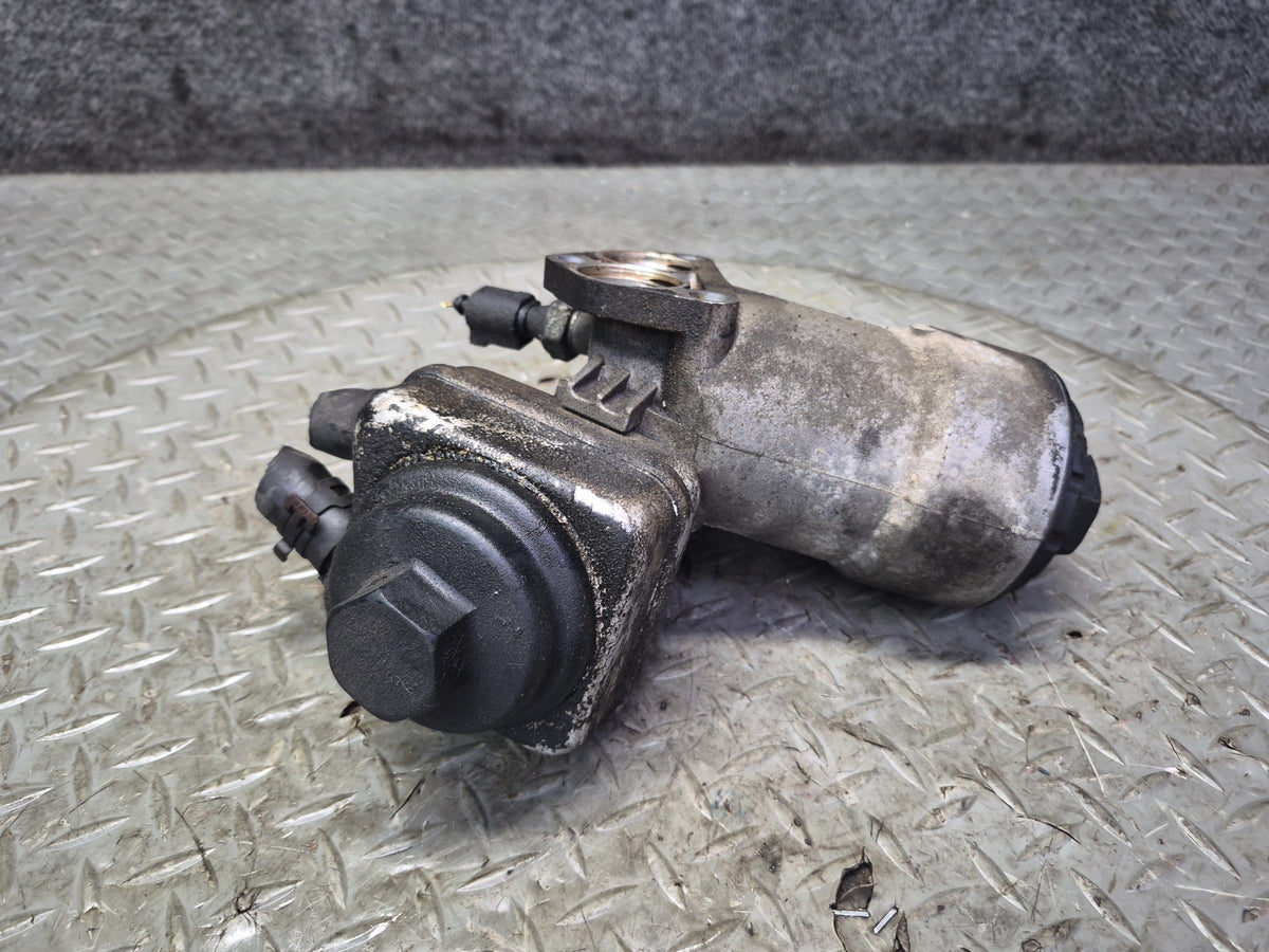 01-03 VW Eurovan T4 2.8L AXK Engine Motor Oil Filter Housing 066115403 OEM
