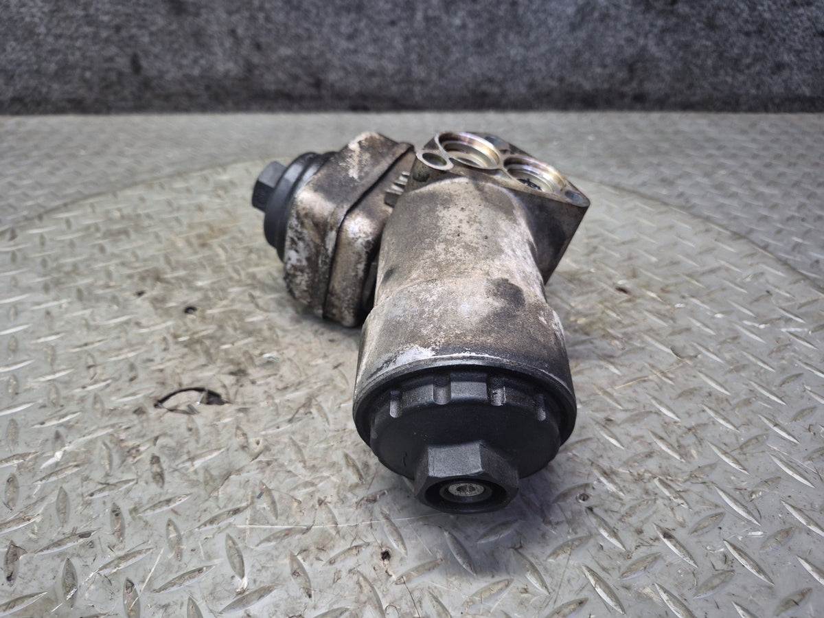 01-03 VW Eurovan T4 2.8L AXK Engine Motor Oil Filter Housing 066115403 OEM