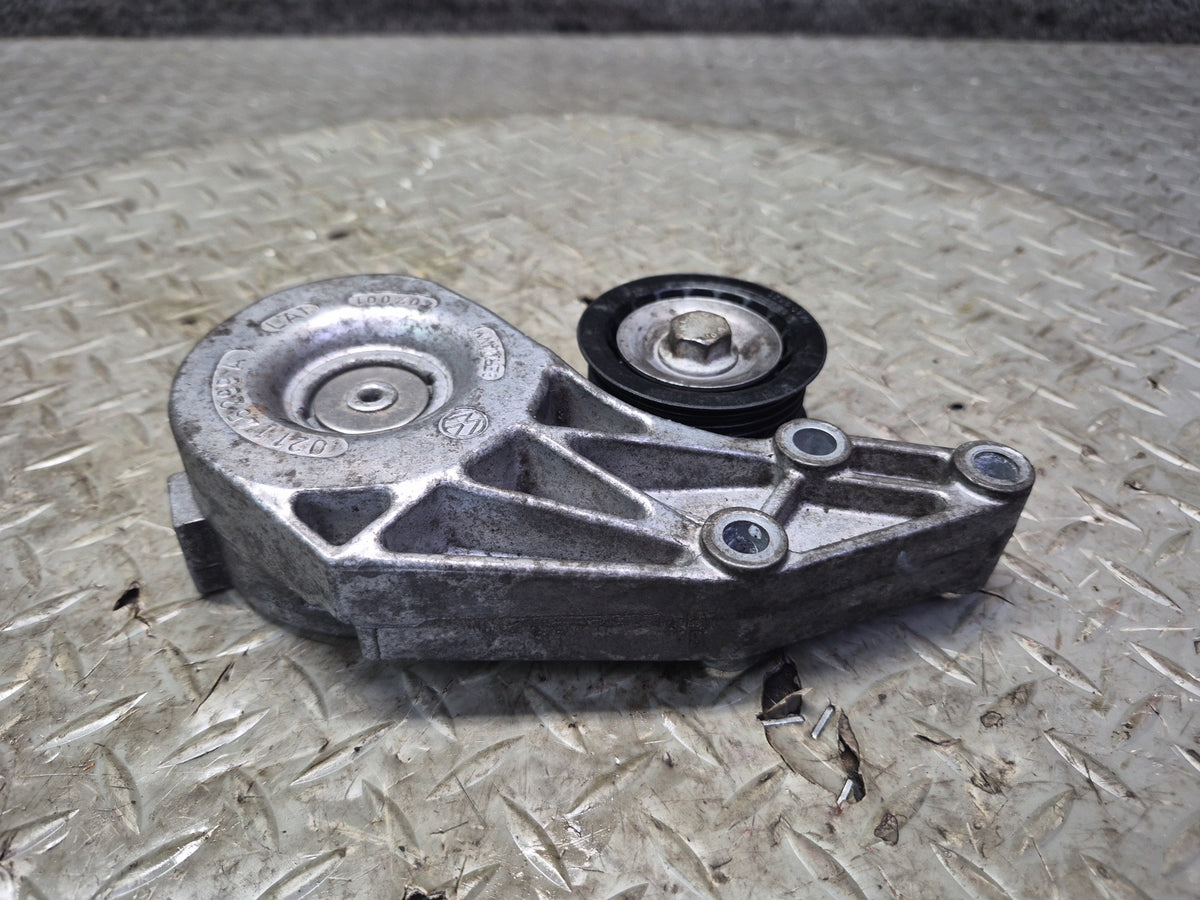 01-03 VW Eurovan T4 2.8L Engine Motor Serpentine Belt Tensioner 021145299A OEM