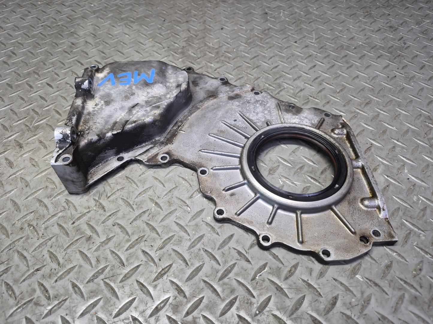 01-03 VW Eurovan T4 2.8L AXK Engine Motor Timing Chain Plate Cover OEM