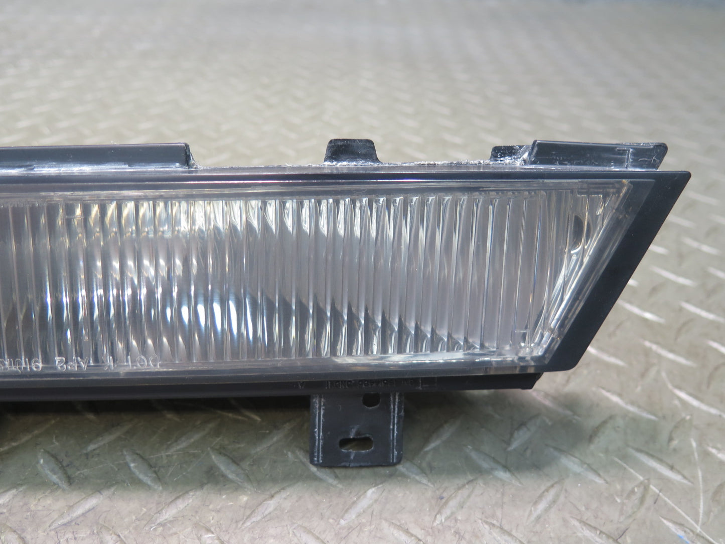 92-96 Chevrolet Corvette C4 Front Left Turn Signal Marker Light Lamp OEM
